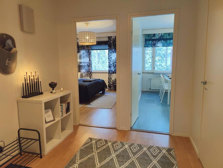רובניימי Spacious Apartment With Balcony And Free Wifi מראה חיצוני תמונה